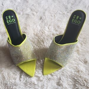 Limited Edition Women Rhinestone Lime Heels and Rhinestone Purse Set